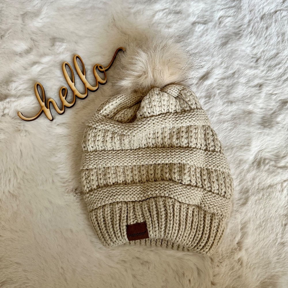 Woman's Knitted Pom Beanie - Beige NWOT